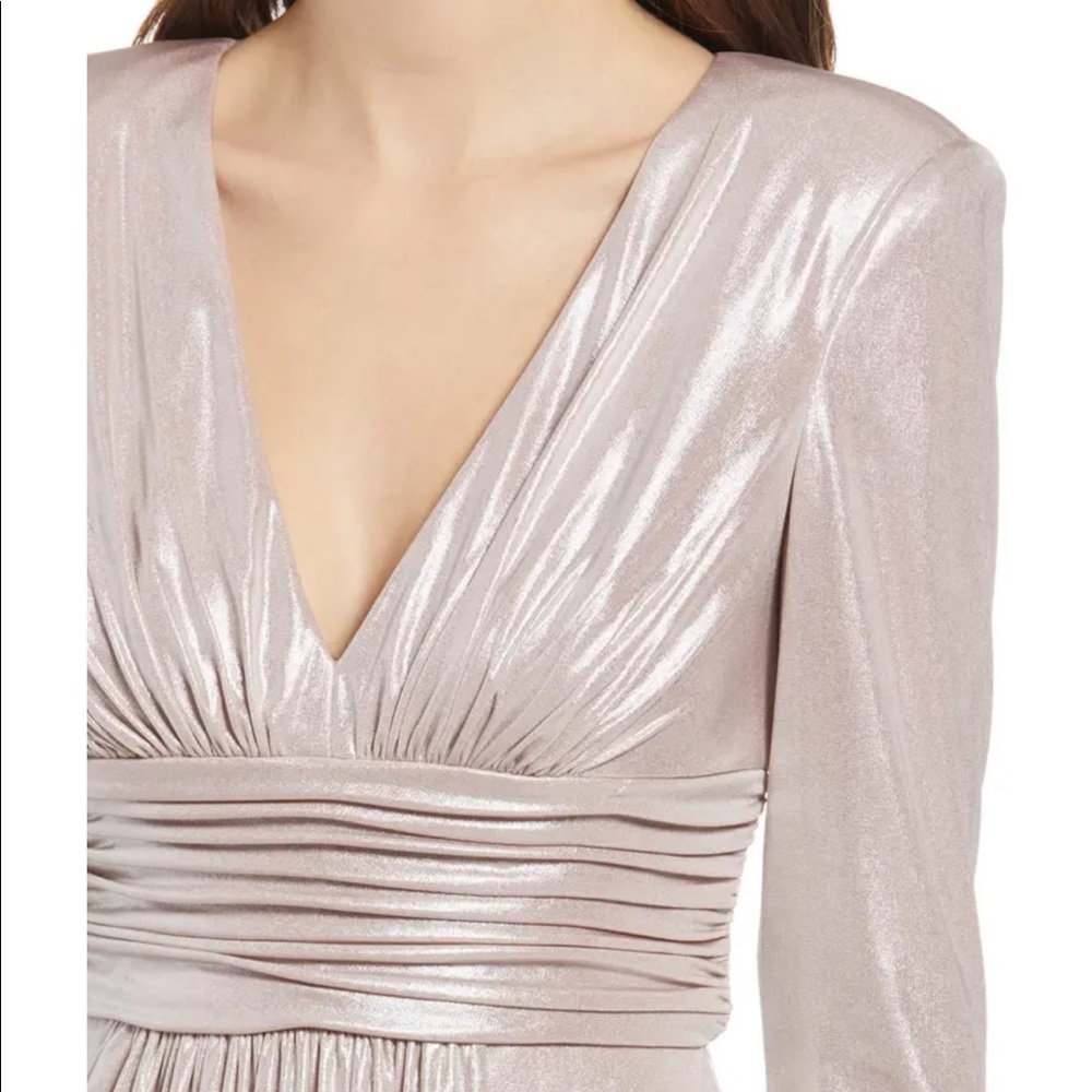 Vince Camuto, new with tags, Cocktail Dress size 6 - Picture 4 of 9